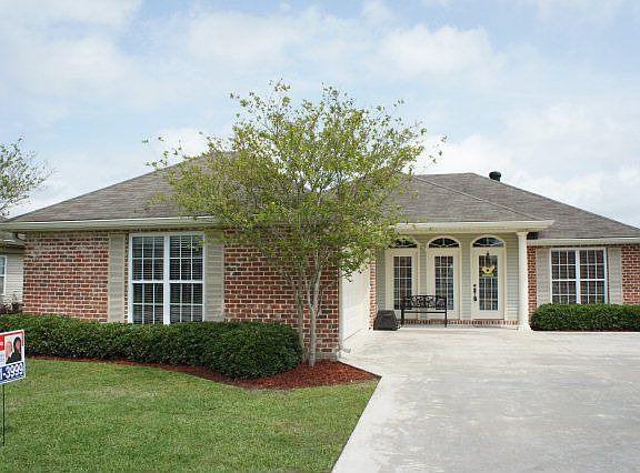 2nd image of 319 Daralyn Dr