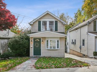 74 Davis Street, Locust Valley, NY