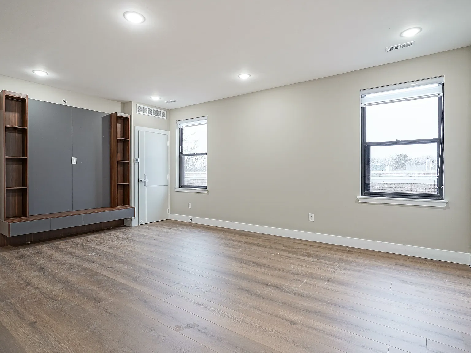 2 bed, 800 sqft, $1,800 — Photo 4
