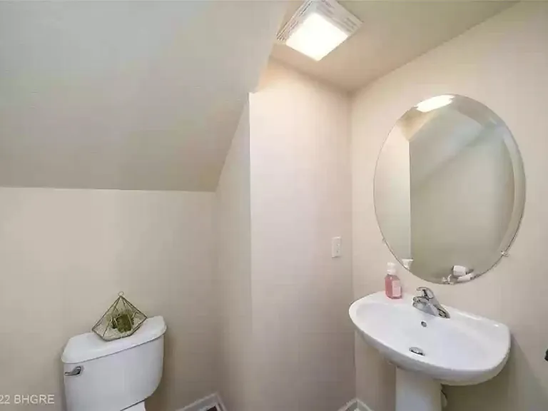 9055 Coneflower Dr #106 — Photo 15