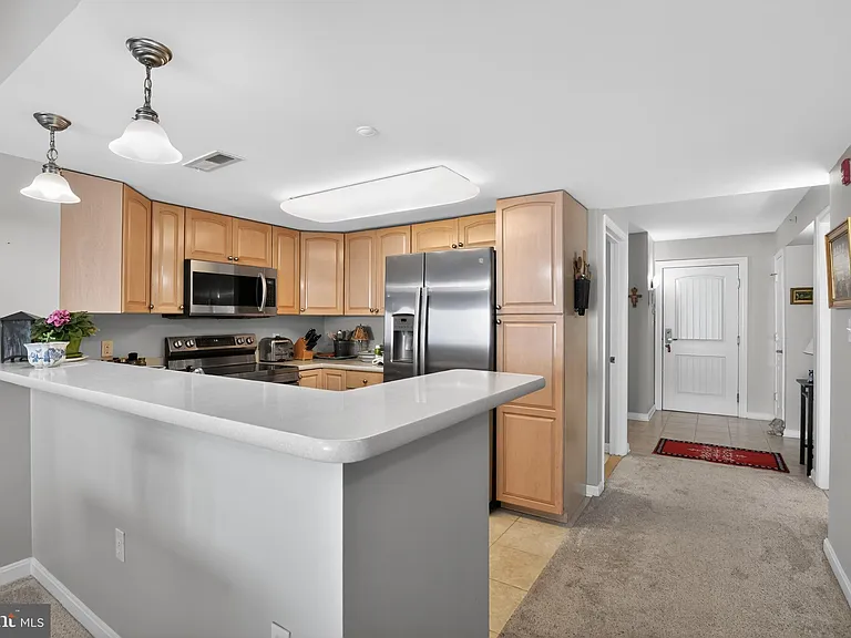8501 Bayside Rd #604 — Photo 9