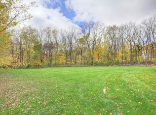 1503 Ridgefield Dr, Mahomet, IL 61853