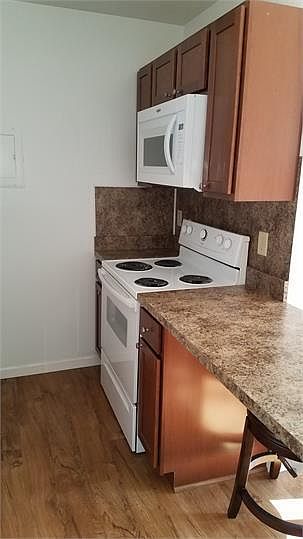 1st image of 4235 Sussex Dr #11
