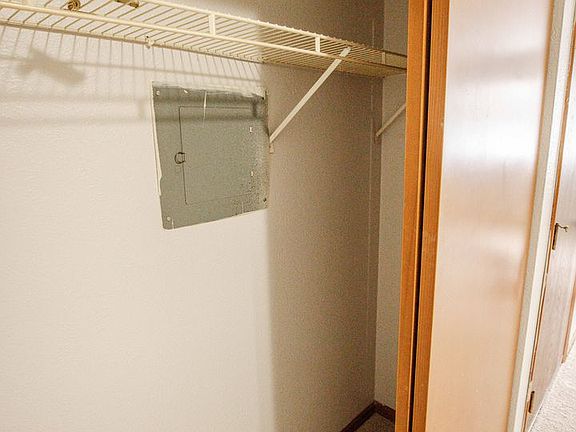3rd image of 6730 Hill Ave #206