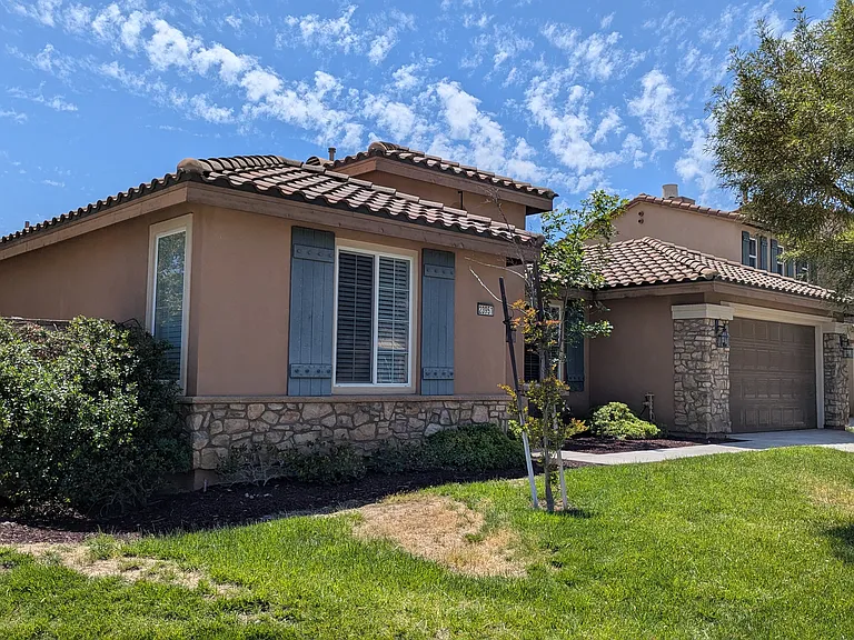 23951 Doheny Cir — Photo 2