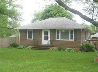 1475 Henderson Dr, Marion, IA 52302