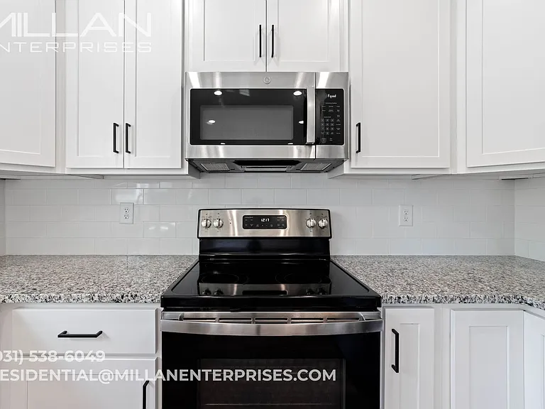 3509 Clover Hills Dr — Photo 8