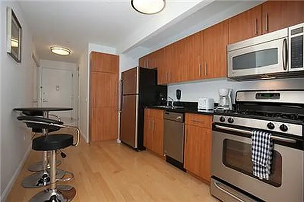 Rented by Empire State Properties | media 86