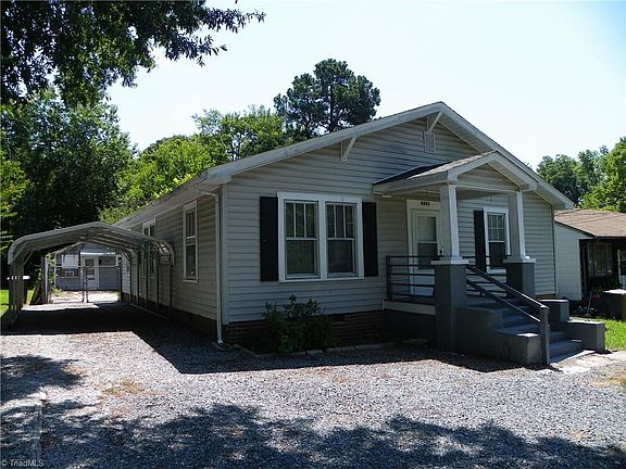 2nd image of 1567 Lovett St