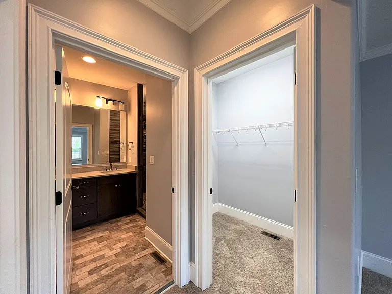 1121 Andalusian Way — Photo 14