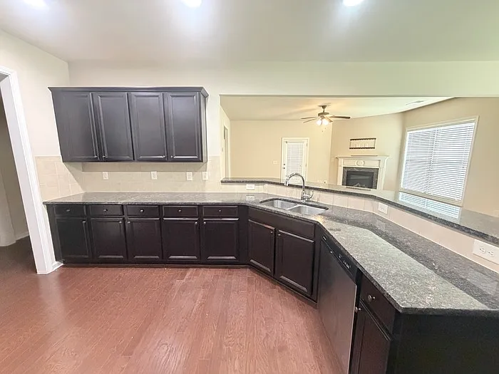 5230 Brierstone Dr — Photo 5