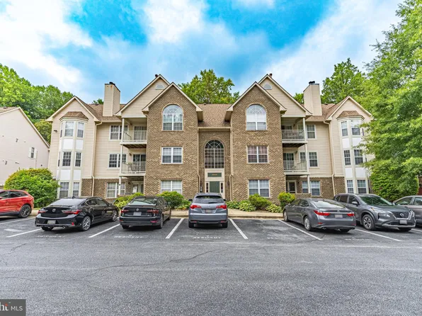 9804 Lake Pointe Ct APT 103, Upper Marlboro, MD 20774