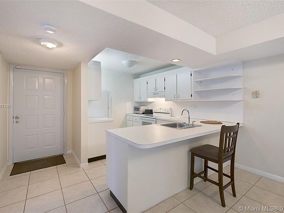 5th image of 4850 NW 102nd Ave #104-9