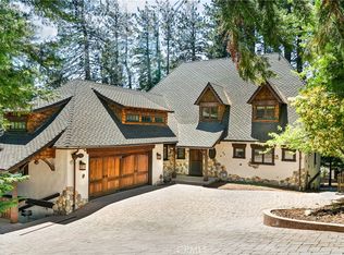 281 Chipmunk Dr, Lake Arrowhead, CA 92352