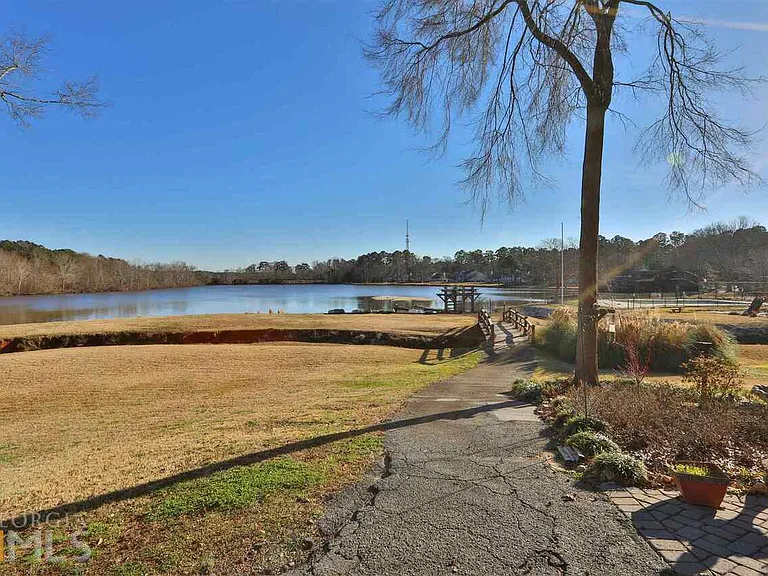 13 Northlake Dr #13 — Photo 35