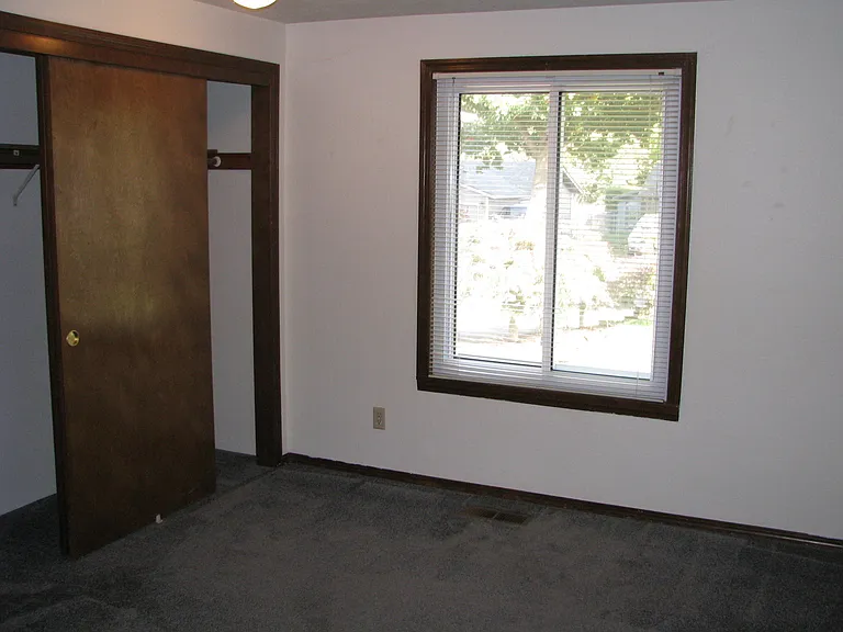 5123 Vale Ct SE — Photo 9
