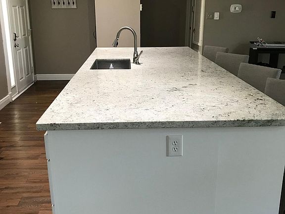 5th image of 7779 Pine Center Dr