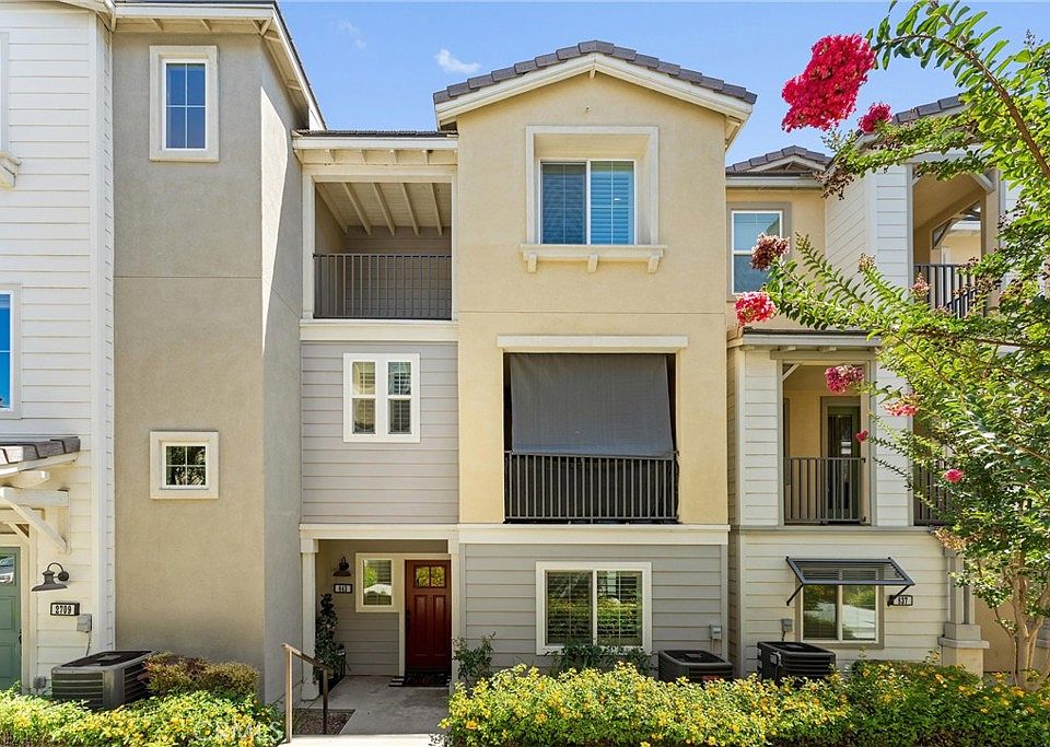 1st image of 843 Sunburst Way