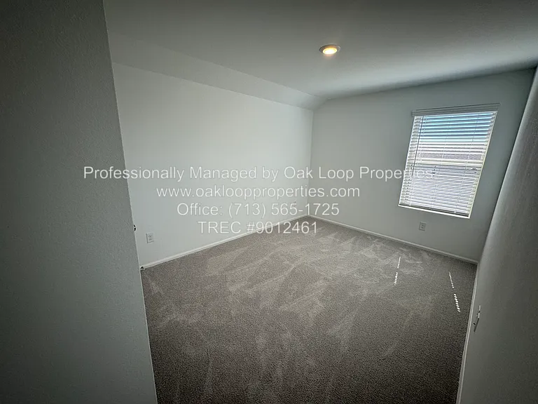 18635 Gravago Ln — Photo 12
