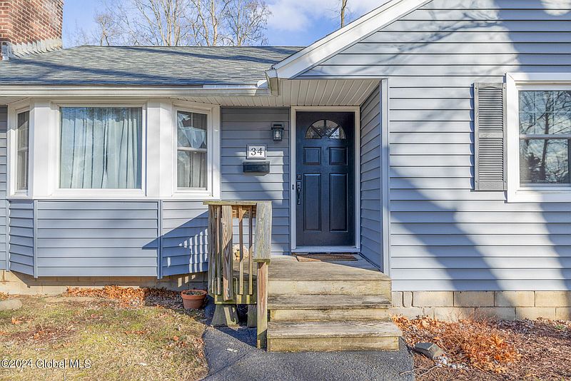 2nd image of 34 Delmar Place