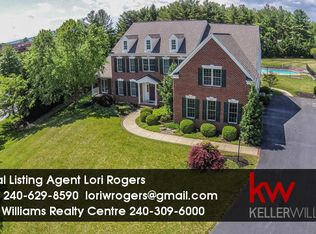 8 Woodmere Cir, Middletown, MD 21769