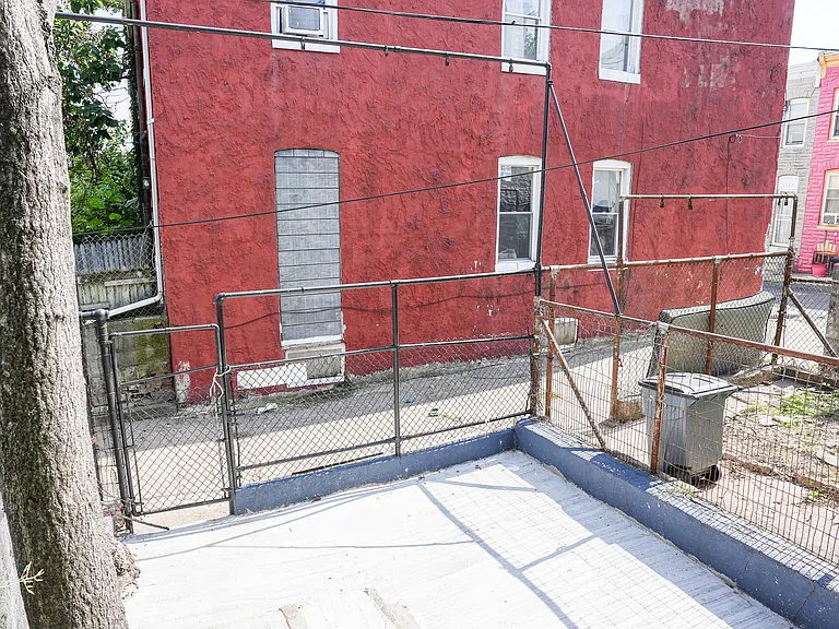 1825 E Lafayette Ave — Photo 21