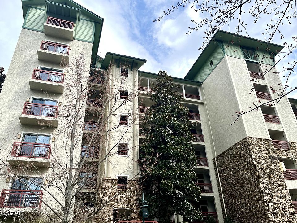 1st image of 212 Dollywood Ln #155