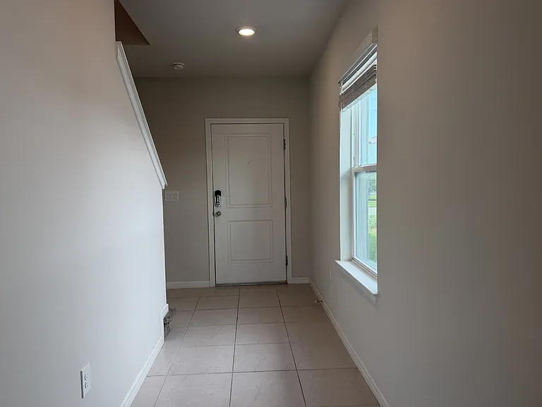 Property Image 92