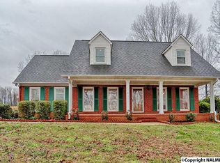 9188 Snake Rd, Athens, AL 35611