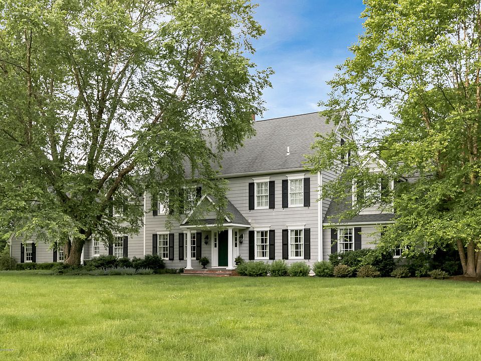 1st image of 17 Pate Dr