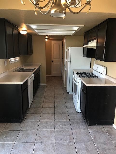 1st image of 11601 Gordon Bays Way APT A