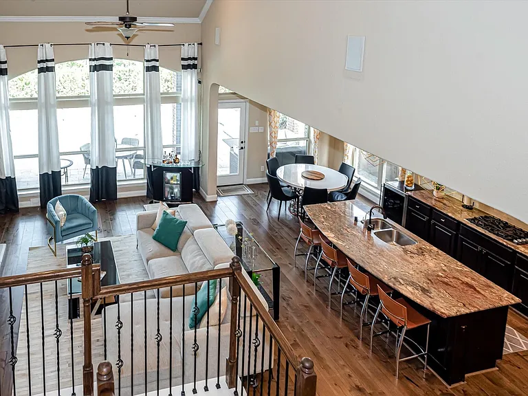 6 Camplight Ct — Photo 27