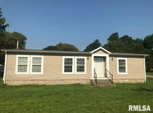 609 Plyant St, Brookport, IL 62910