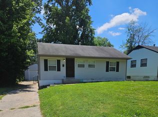 420 Macdougall Dr, Saint Louis, MO 63137