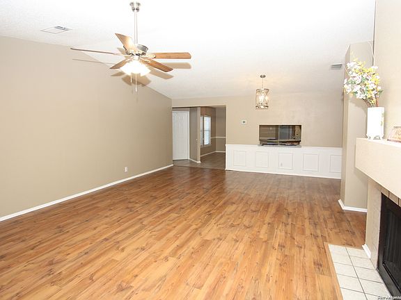 5th image of 6926 COUNTRY ELM
