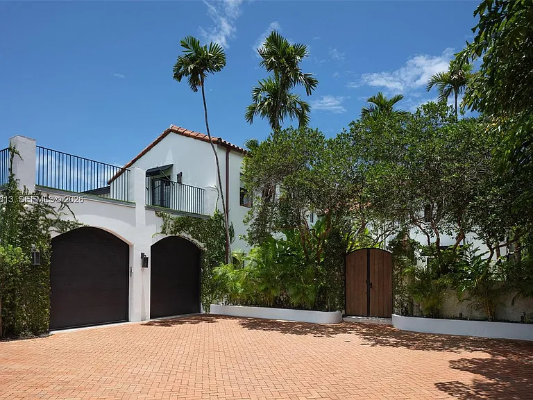5401 Pine Tree Dr — Photo 14