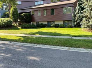 1409 Woodland Dr SW, Rochester, MN 55902