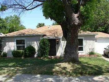 2nd image of 857 Jewell Ave