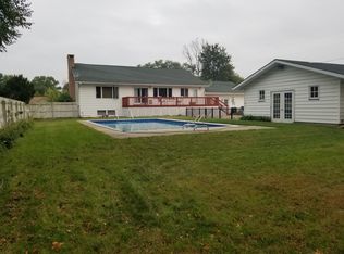 11682 Vistula Rd, Osceola, IN 46561