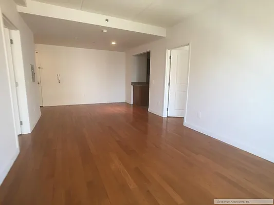 Rented by Sovereign Associates | media 22