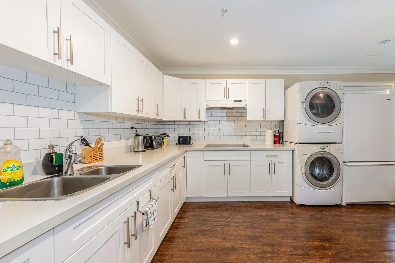 1 bed, 600 sqft, $1,600 — Photo 3