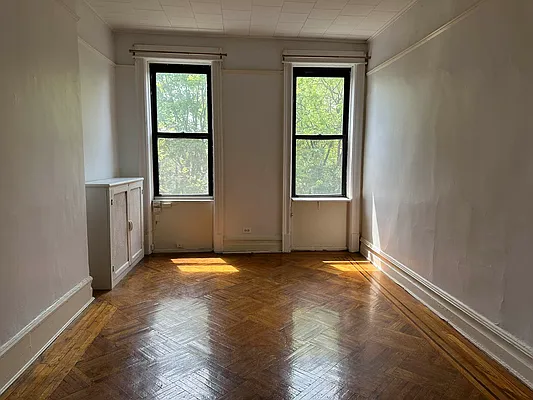 Rented by Limestone Realty Bklyn, LLC | media 16