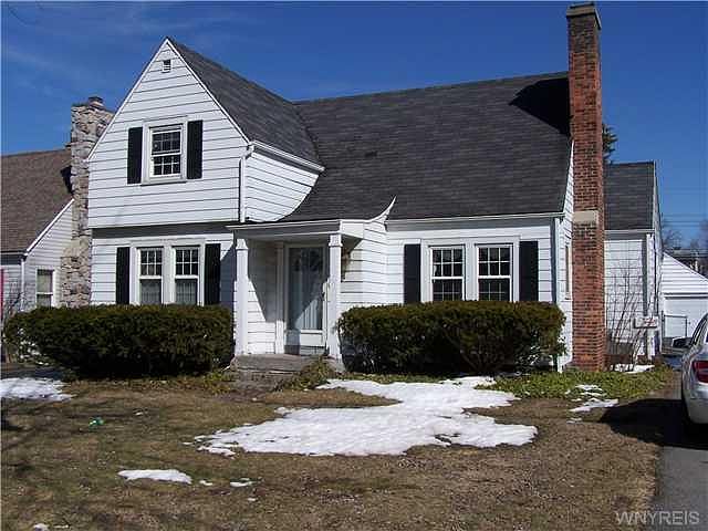 1st image of 450 Huxley Dr