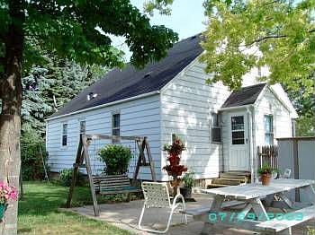 5th image of 7502 W Thurston Ave