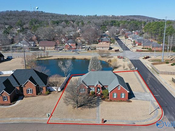 2nd image of 14000 Camden Cir SE