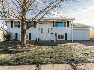 965 S 5th St, Marion, IA 52302