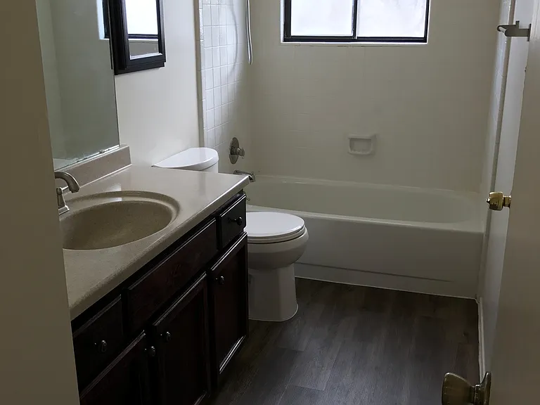 2548 N 1150 W — Photo 9