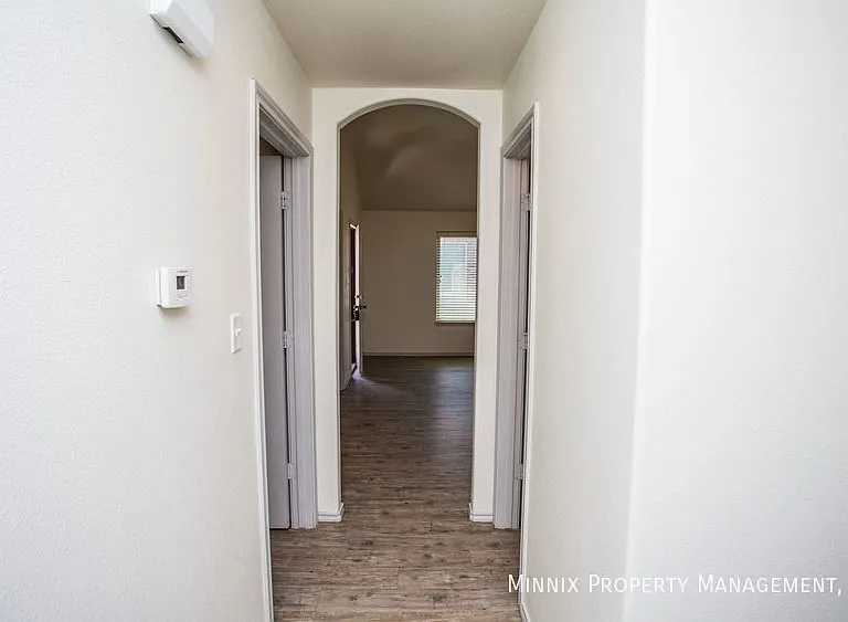 1118 Preston Trl — Photo 14