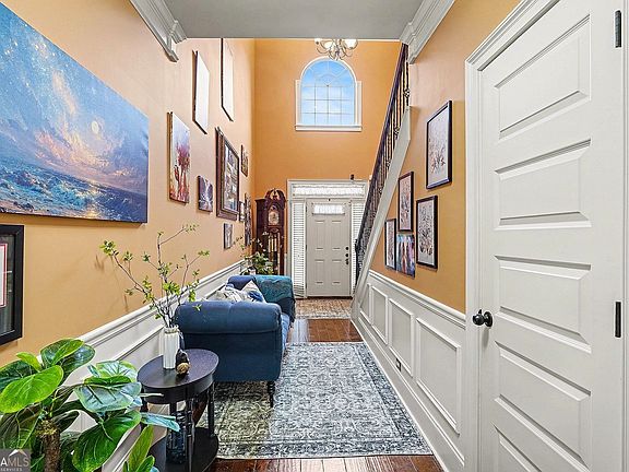 2nd image of 90 Waters Edge Ln