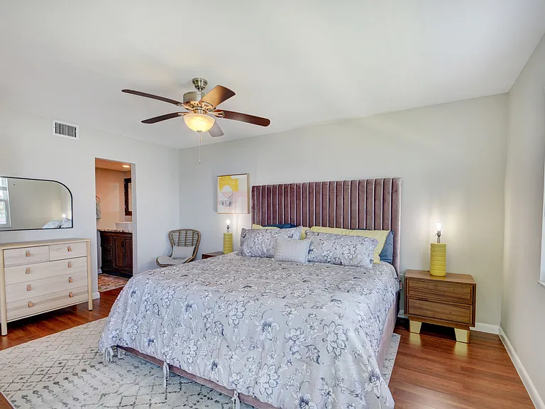 410 Wilma Cir — Photo 7
